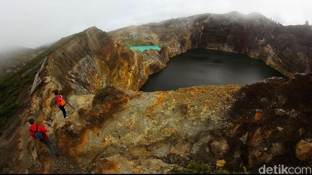 12 Gunung di Indonesia yang Cocok untuk Pendaki Pemula, 1. Gunung Gede-Pangrango (Jawa Barat), 2. Gunung Bromo (Jawa Timur), 3. Gunung Prau (Jawa Tengah), 4. Gunung Kelimutu (Nusa Tenggara Timur), 5. Gunung Papandayan (Jawa Barat), 6. Gunung Andong (Jawa Tengah), 7. Gunung Batur (Bali), 8. Gunung Burangrang (Jawa Barat), 9. Gunung Ijen (Jawa Timur), 10. Gunung Sibayak (Sumatera Utara), 11. Gunung Sindoro, 12. Gunung Tanggamus (Lampung)