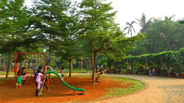Gratis! Ruang Terbuka di Jakarta yang Bisa Dinikmati Tanpa Bayar, 1. Setu Babakan, 2. Tebet Eco-Park, 3. Taman Tabebuya, 4. Pancoran PIK, 5. Taman Suropati