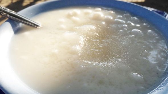 Ini 5 Makanan Indonesia yang Paling Sulit Dibuat, 1. Rendang, 2. Rawon, 3. Bubur Bassang, 4. Dodol, 5. Gudeg