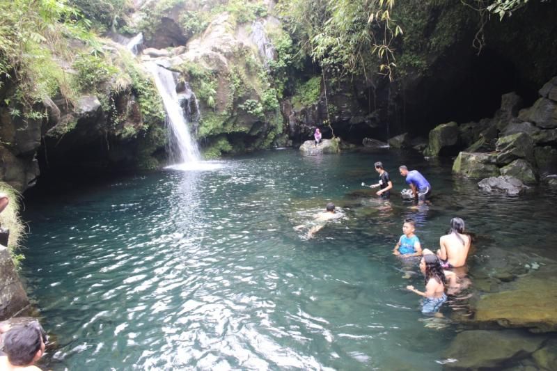 10 Destinasi Alam di Jawa Tengah yang Belum Ramai Turis, Pantai Menganti (Kebumen), Talaga Sunyi (Banyumas), Waduk Bade (Boyolali), Bukit Rangkok (Tegal), Curug Sebrangan (Banyumas), Curug Lawe dan Benowo (Semarang), Watu Ireng (Pekalongan), Bukit Cinta (Ambarawa), Telaga Bleder (Magelang), Curug Trocoh atau Curug Surodipo (Wonosobo)