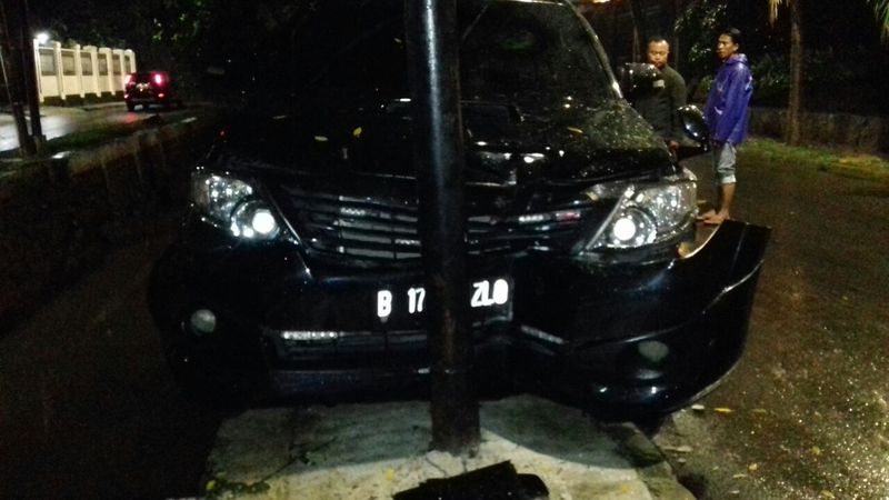 Array,Kecelakaan Fortuner Setya Novanto yang Bikin Geger, Sampai Benjol Segede Bakpao
