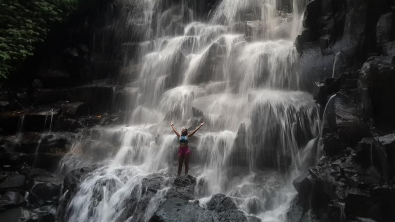 Array,Daya Tarik dan Lokasi Air Terjun Cantik di Gianyar Bali