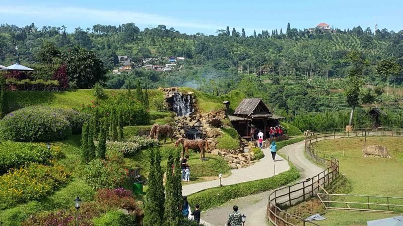 Top 9+ Tempat Wisata Hits di Bogor, Pilihan Tempat Liburan Bareng Keluarga, 1. Enchanting Valley, 2. The Nice Playland Gunung Geulis, 3. Hidden Dragon Hill, 4. Minimania Puncak Bogor, 5. Goa Lalay, 6. The Ranch Puncak, 7. Nicole's River Park, 8. Melrimba Garden, 9. Kampung Tokyo Bogor