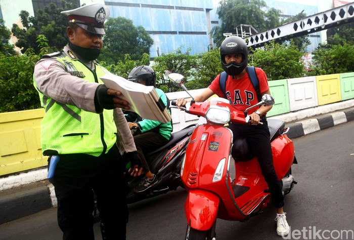 Array,Polisi Mau Gelar Operasi Zebra: Siapin Surat-surat dan Catat Tanggalnya