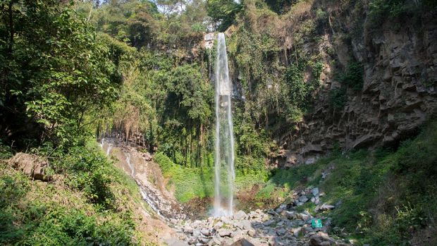 5 Destinasi di Jawa Tengah yang Sama Ademnya dari Dieng untuk Healing, 1. Wisata Alam Posong, 2. Baturraden, 3. Guci, Tegal, 4. Tawangmangu, 5. Nepal Van Java
