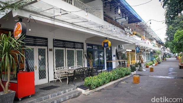 27 Rekomendasi Wisata Kekinian di Jakarta, Cek Jam Buka & Harga Tiket Masuk, 1. Pos Bloc, 2. M Bloc Space, 3. SKYE Bar, 4. Trans Studio Cibubur, 5. Aloha PIK 2, 6. La Riviera, 7. TWA Mangrove Angke Kapuk, 8. Taman Ismail Marzuki (TIM), 9. Taman Suropati, 10. Taman Menteng, 11. Tebet Eco Park, 12. Taman Cattleya, 13. Hutan Kota GBK, 14. Moja Museum, 15. Museum MACAN, 16. Museum Bahari, 17. Wisata Kota Tua, 18. Taman Mini Indonesia Indah (TMII), 19. Ancol Taman Impian, 20. Pulau Tidung, 21. Setu Babakan, 22. Jakarta Aquarium Safari, 23. Senayan Park, 24. Mal Sarinah, 25. Masjid Istiqlal, 26. Pelabuhan Sunda Kelapa, 27. Petak Sembilan