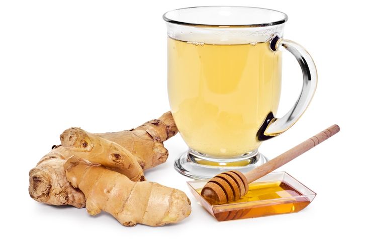 5 Minuman Penurun Kolesterol Usai Makan Daging yang Rasanya Enak, 1. Teh hijau, 2. Jus tomat, 3. Seduhan jahe, 4. Jus buah naga, 5. Minuman kedelai