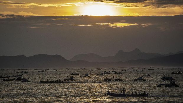 Pulau-pulau Terindah di RI, Wisata Alam yang Mesti Dikunjungi Saat Tahun Baru, 1. Bali, Pulau Dewata, 2. Pulau Lombok, 3. Pulau Flores, 4. Pulau Komodo, 5. Pulau Misool, 6. Pulau Belitung, 7. Pulau Halmahera
