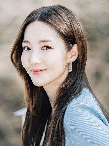 Array,10 Daftar Artis Korea Wanita Tercantik di 2023, Kim Ji Won hingga Bae Suzy