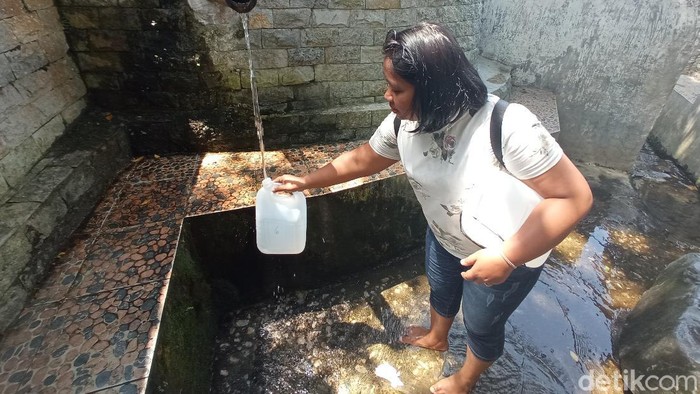 Wisata Aek Sipitu Dai, Pesona Air 7 Rasa Pusuk Buhit Tempat Mandi Raja, 1. Punya 7 rasa, 2. Tiap mata air punya nama dan khasiat, 3. Air boleh dibawa pulang, 4. Boleh ziarah atau sekadar wisata, 5. Posisi 7 mata air, 6. Aturan selama di Aek Sipitu Dai