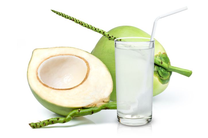 Terungkap! 4 Waktu Terbaik untuk Minum Air Kelapa, 1. Pagi hari saat perut kosong, 2. Sebelum atau sesudah olahraga, 3. Sebelum dan sesudah makan, 4. Sebelum tidur