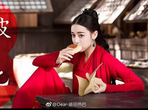 Array,8 Drama China Dilraba Dilmurat Terbaik, Serialnya Wanita Tercantik se-Asia