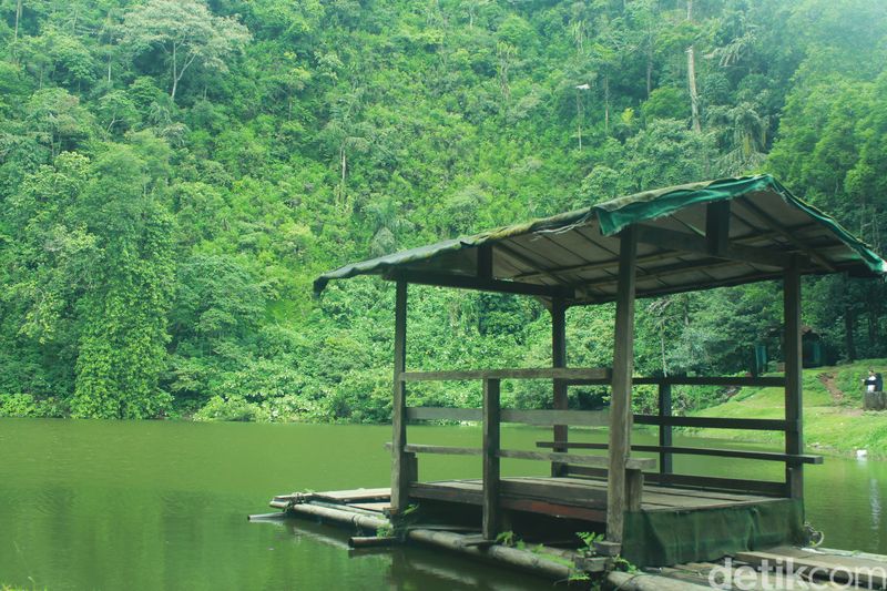 4 Rekomendasi Tempat Wisata Sejuk dan Sepi Dekat Jakarta, 1. Kawasan Sentul, 2. Kawasan Puncak, 3. Gunung Bunder, 4. Kota Bogor