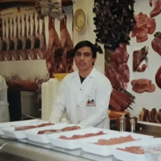 Array,Salt Bae Dulunya Miskin, Jadi Tukang Daging Sejak Usia 13 Tahun