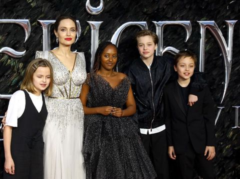Array,Knox Jolie-Pitt Ketampanannya Viral, Begini Kehidupannya yang Jarang Tersorot