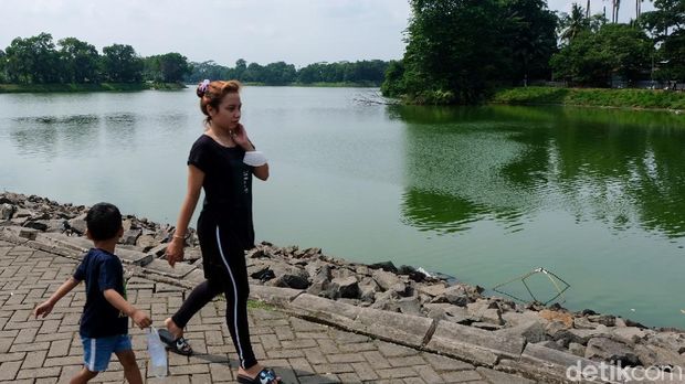 Rekomendasi Akhir Pekan: 7 Destinasi Wisata di Tangsel yang Sayang Dilewatkan, 1. Taman Kota 2 BSD, 2. Scientia Square Park, 3. Kandank Jurank Doank, 4. The Breeze BSD, 5. Taman Wisata Situ Gintung, 6. Kampung Konservasi Rimbun, 7. Trans Snow World Bintaro