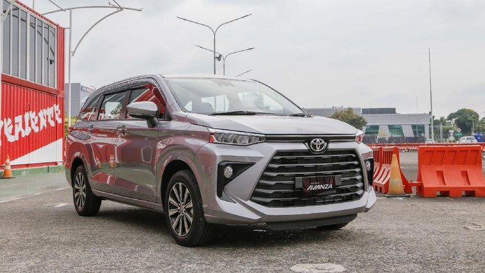 Array,Harga Toyota Avanza Terbaru 2026, Tipe Tertinggi Tembus Rp 300 Jutaan