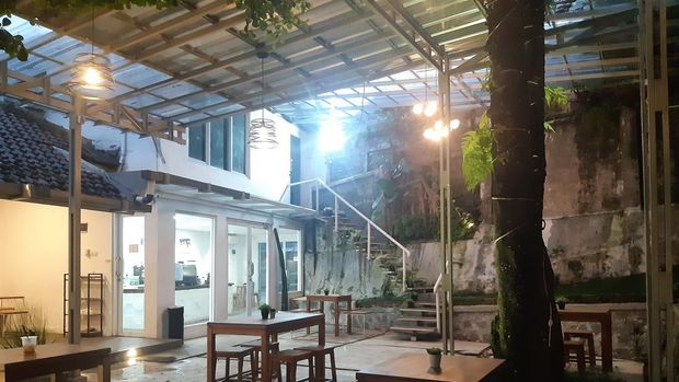 Array,Satu Lagi Tempat Ngopi Hits di Bogor, Adem nan Instagramable