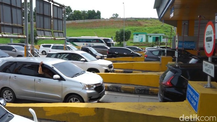 Array,Libur Natal, Lebih dari 1,1 Juta Kendaraan Tinggalkan Jabodetabek