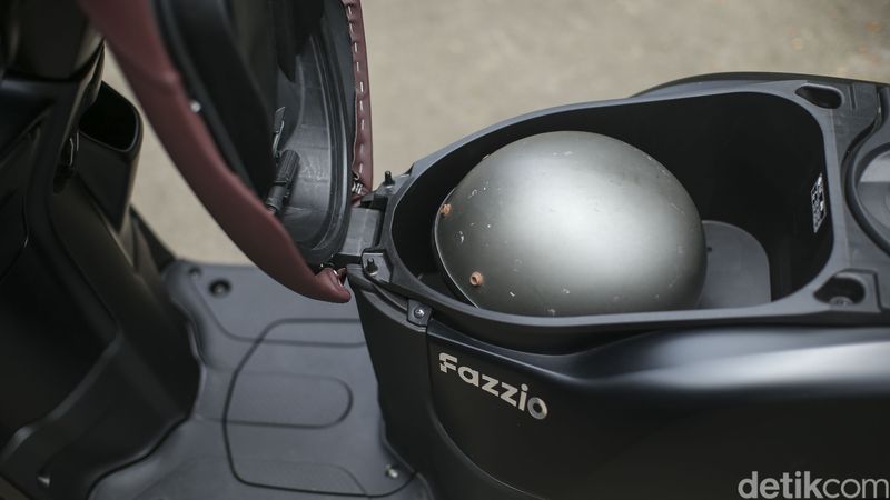 Adu Bagasi Suzuki Access vs Honda Scoopy dkk, Mana Paling Luas?, Harga Suzuki Access, Harga Honda Scoopy, Harga Yamaha Fazzio, Harga TVS Callisto