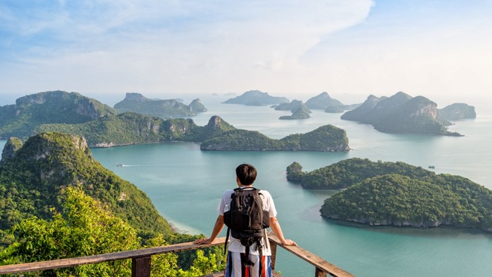 5 Kota yang Cocok Buat Healing Sendirian Tanpa Keramaian, Yogyakarta, Purwokerto, Wonosobo, Pilih waktu dan destinasi wisata yang tepat, Rencanakan perjalanan jauh-jauh hari, Bawa uang cash, Pastikan baterai gadget sudah terisi