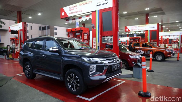 Array,Curhat Pengguna Mobil Diesel: Ngisi BBM Full Dulu Cuma Rp 500 Ribu, Sekarang...