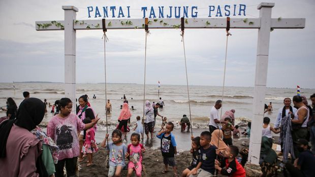 8 Wisata Alam Hits dan Murah di Tangerang, Yuk Healing Gratis, 1. Pantai Tanjung Pasir, 2. Tebing Koja, 3. Telaga Biru Cisoka, 4. Kebun Latte, 5. Situ Cipondoh, 6. Danau Cihuni, 7. Taman Mangrove Ketapang, 8. Pulau Cangkir