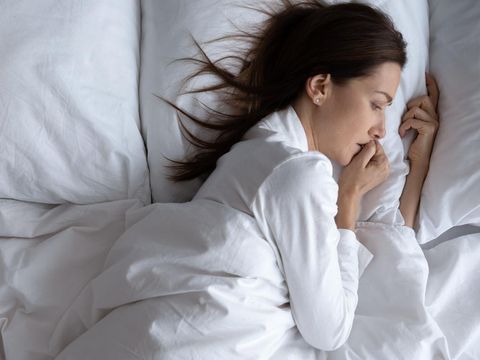 6 Arti Mimpi Pacar Selingkuh dengan Sahabat, Awas Ada Sinyal Bahaya, 1. Takut Kehilangan, 2. Rasa Cemburu yang Terpendam, 3. Masalah Kepercayaan, 4. Refleksi Hubungan Nyata, 5. Proyeksi Perasaanmu Sendiri, 6. Peringatan untuk Introspeksi