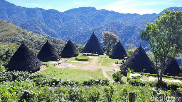 Array,Menjelajahi Keunikan Desa Wisata di Indonesia: Liburan Berbeda dari Biasanya