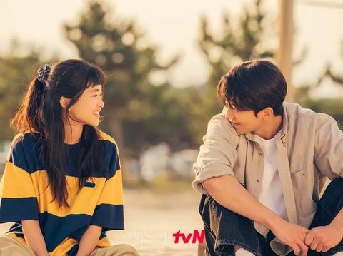 4 Drama Korea Terbaik Kim Tae Ri, Aktris Pemenang Baeksang, 1. Mr Sunshine, 2. Twenty Five Twenty One, 3. Revenant, 4. Jeongnyeon : The Star is Born