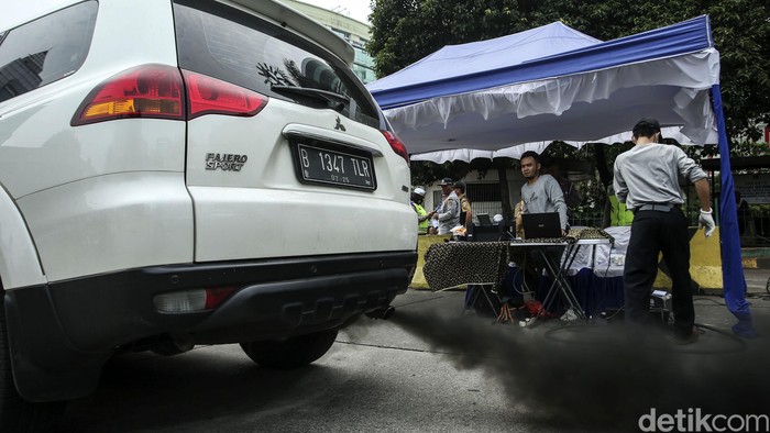 Array,Siap-siap! Pajak Kendaraan Jadi Lebih Mahal jika Tak Lulus Uji Emisi