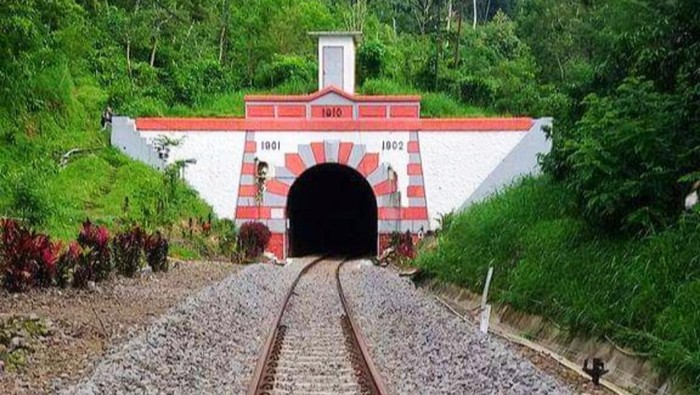 Array,Di Terowongan Ini, Kerap Terlihat Penampakan Korban Kerja Rodi Zaman Belanda