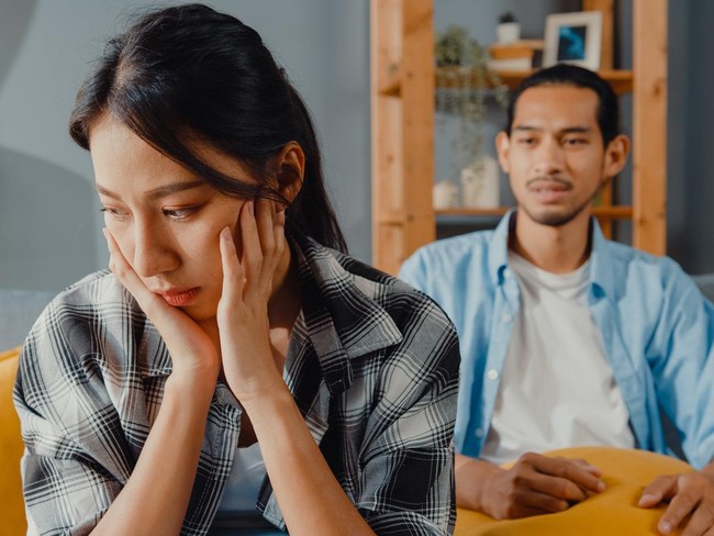 Array,7 Arti Mimpi Pasangan Menikah dengan Orang Lain, Pertanda Buruk atau Baik?
