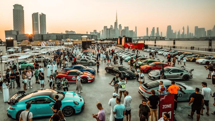 Array,Penjualan Mobil Mewah di Dubai Turun, Ada Apa?