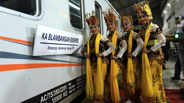 Harga Tiket Kereta Ekonomi Jakarta-Banyuwangi Sekali Jalan, Nggak Perlu Transit, Harga Tiket Kereta Api Blambangan Ekspres Kelas Ekonomi, Fasilitas KA Blambangan Ekspres, Jadwal Keberangkatan Kereta Api Blambangan Ekspres, Rute Kereta api Blambangan Ekspres, Tempat Wisata Seru di Banyuwangi