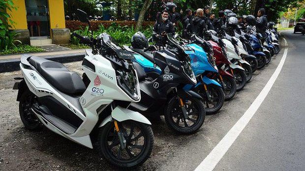 Array,Di Balik Desain Motor Listrik Alva yang Tampil Beda Menarik Perhatian
