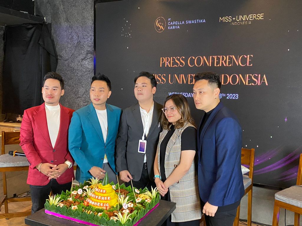 Array,Miss Universe Organization Cabut Lisensi Indonesia Imbas Kasus Pelecehan Seks