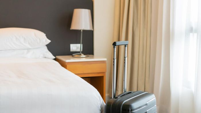 Top 10+ Tempat Staycation di Sentul yang Seru, Harga Mulai dari Rp 200 Ribuan, 1. The Alana Hotel by ASTON, 2. Lorin Sentul Hotel, 3. Asyana Sentul Bogor, 4. Bell's Place Hotel Sentul, 5. De Boekit Villas, 6. Pelangi Glamping, 7. Foothill Forest, 8. Hotel Neo+ Green Savana by ASTON, 9. Warm Pool and Mountain View Villa, 10. Ole Suite Hotel