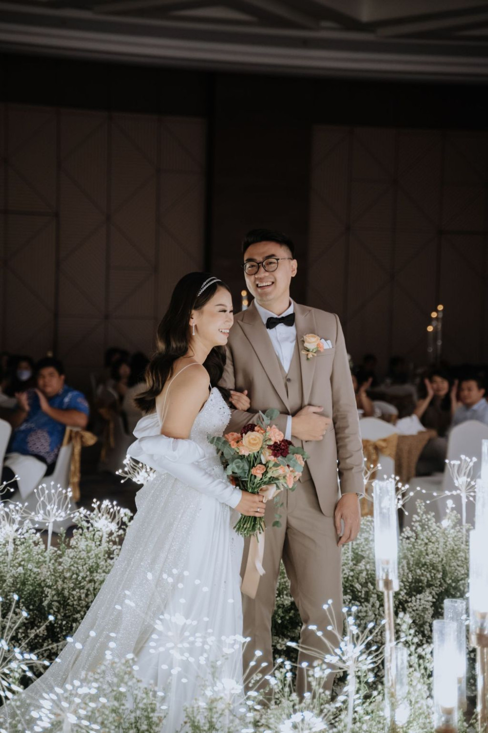 5 Rekomendasi Jas Pengantin Pria untuk Momen Istimewa, 1. Bliss Tailor, 2. Grisvian Hewis, 3. SAS Designs, 4. Pizzario Sensation Design, 5. Wong Hang Tailor