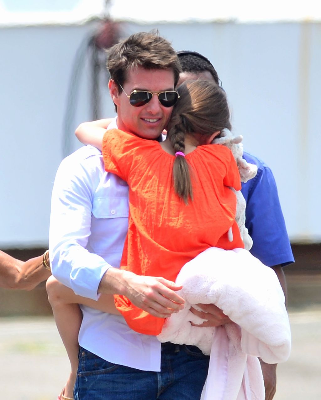 Array,Suri Cruise Kian Dewasa, Katie Holmes Malah Makin Protektif