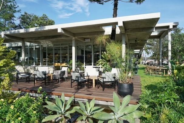 Daftar 10 Lokasi Healing Murah Meriah di Bogor, Bisa Sambil Jajan, 1. Alun-alun Kota Bogor, 2. Taman Kencana, 3. Taman Air Mancur, 4. Taman dan Lapangan Sempur, 5. Kebun Raya Bogor, 6. Jalan Surya Kencana, 7. Ruko Taman Yasmin, 8. Situ Gede, 9. Pusat Jajanan Bangbarung, 10. Taman Budaya Sentul City