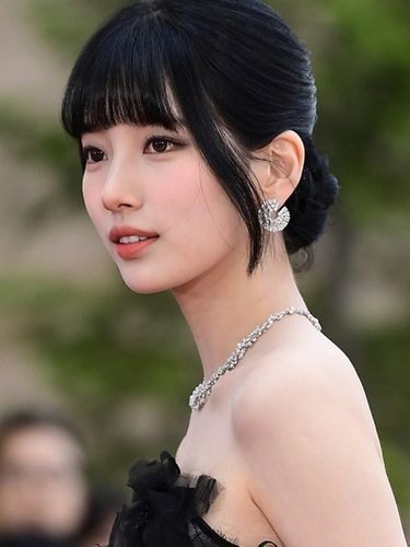 Array,10 Daftar Artis Korea Wanita Tercantik di 2023, Kim Ji Won hingga Bae Suzy