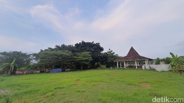 Tidak Hanya Mrapen, Ini 5 Api Abadi yang Ada di Indonesia, 1. Api Abadi Kayangan Api, 2. Api Tak Kunjung Padam, 3. Api Biru Abadi Kawah Ijen, 4. Api Abadi Bekucuk, 5. Api Abadi Sungai Siring
