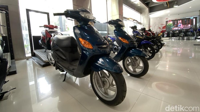 Array,Motor Matic Dua Tak Yamaha Glide Dijual, Harga Bikin Penasaran