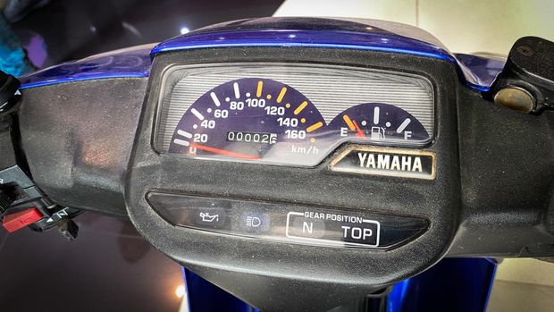 Array,Yamaha F1ZR 'NOS' Masih Ada di Dealer Resmi Ini
