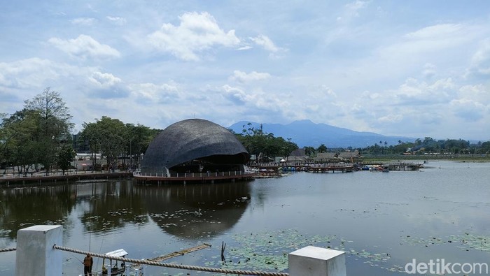 Array,Mitos Situ Bagendit dan Keindahan Alam dan Cerita Rakyat yang Melegenda