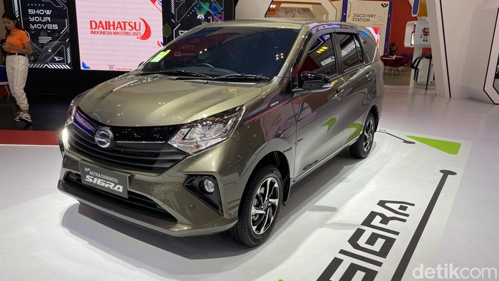 Array,Penjualan LCGC Ambrol, Orang Pilih Nabung atau Beli Mobil Bekas