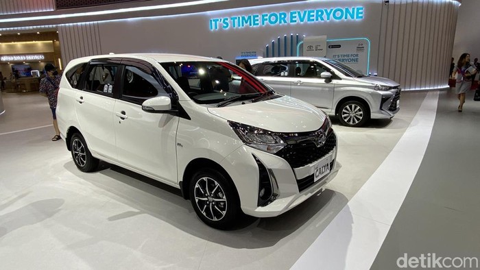 Array,Penjualan Mobil LCGC Ambrol Nyaris 50 Persen