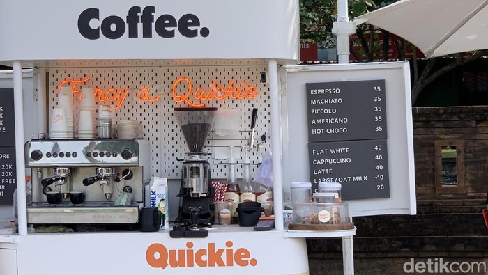 Array,Quickie Coffee, Penjaja Kopi Pagi di Pantai Bali