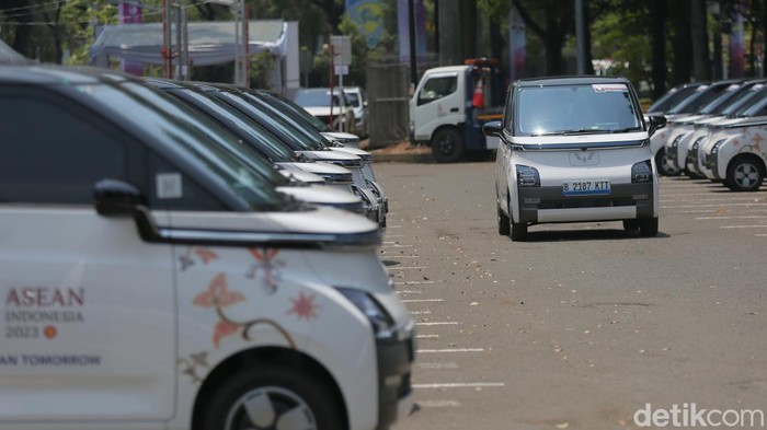 Array,Kata Wuling Kalau Mobil Listrik Tak Bebas Pajak Lagi